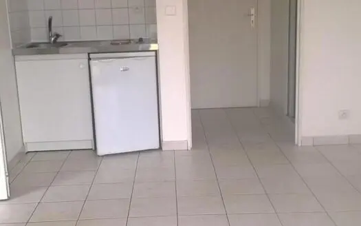 Appartement À louer 2 pièces 31 m²
