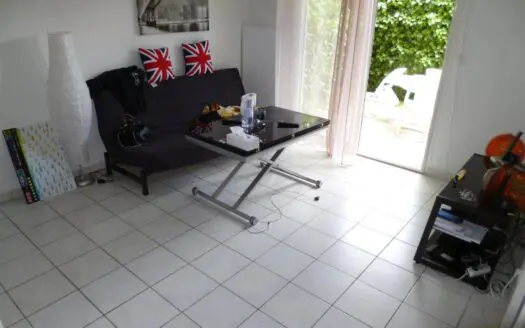 Appartement À louer 2 pièces 37 m²