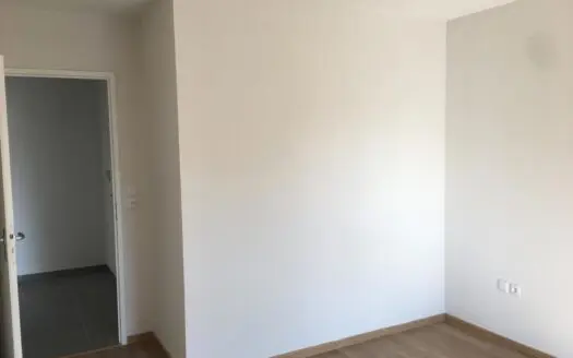Appartement À louer 2 pièces 42 m²