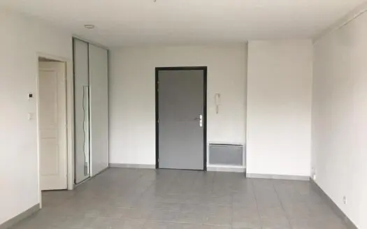 Appartement À louer 2 pièces 44 m²