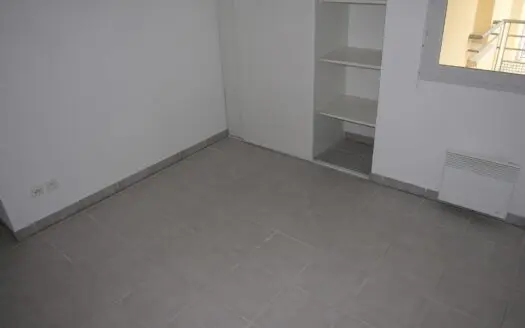 Appartement À louer 2 pièces 46 m²