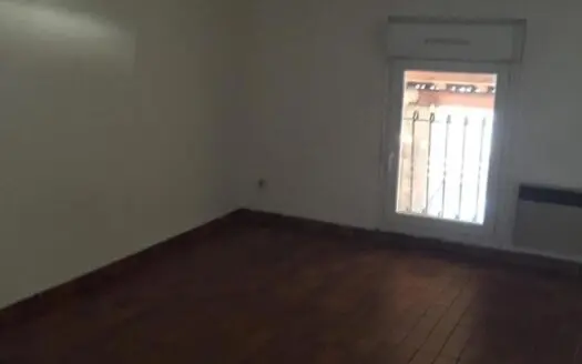 Appartement À louer 2 pièces 56 m²