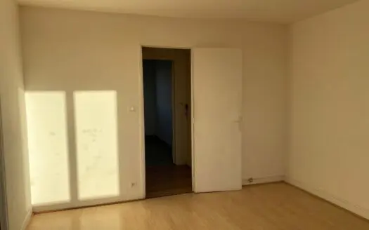 Appartement À louer 3 pièces 50 m²
