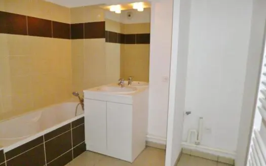 Appartement À louer 3 pièces 58 m²