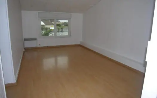 Appartement À louer 3 pièces 76 m²
