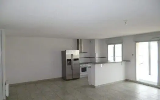 Appartement À louer 3 pièces 90 m²