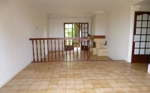 Maison À louer 5 pièces 125 m²