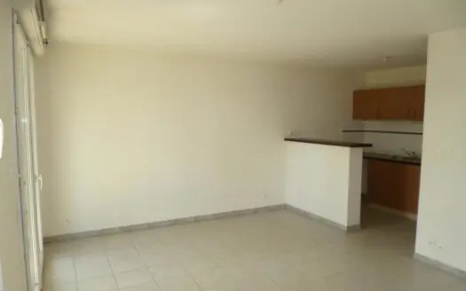 Appartement À louer 2 pièces 43 m²