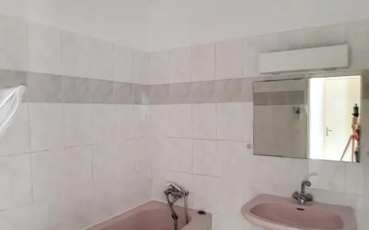 Appartement À louer 3 pièces 60 m²
