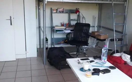 Appartement À louer 1 pièce 25 m²