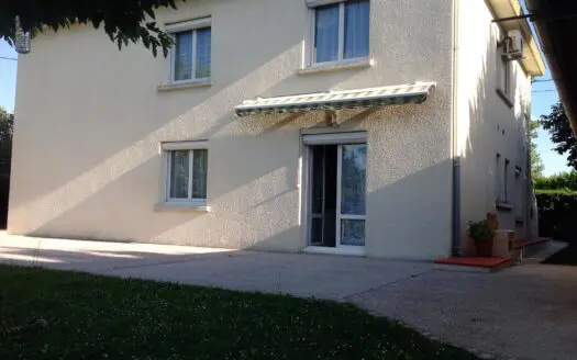 Maison À vendre 7 pièces 137 m²