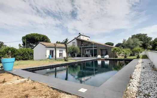 Maison À vendre 8 pièces 240 m²