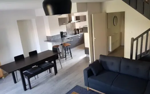Maison À louer 4 pièces 76 m²