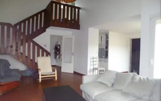 Maison À louer 4 pièces 88 m²