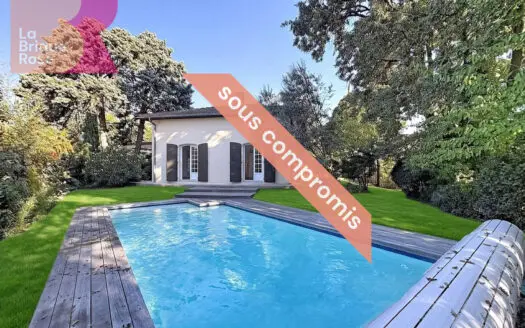Maison À vendre 8 pièces 180 m²