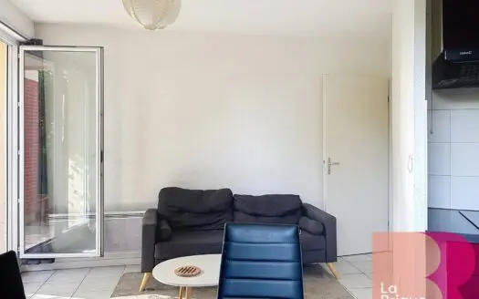 Appartement À louer 2 pièces 30 m²