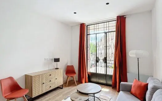 Appartement À louer  2 pièces 33 m²