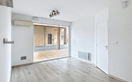 Commerce À vendre 3 pièces 43 m²
